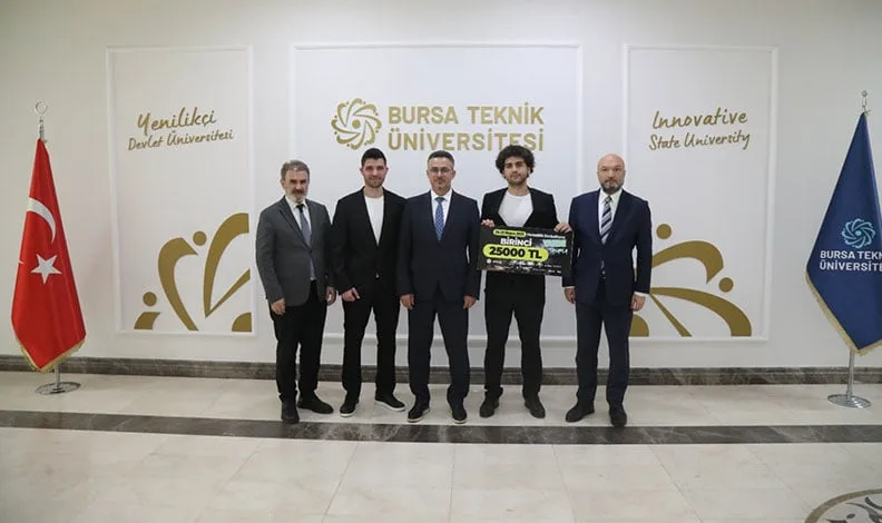 BTÜ öğrencilerine birincilik