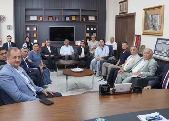 Özbek basın heyeti, Bursa’daki gazetecilerle buluştu