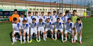Orhangazi FK U13 Takımı şampiyonluğu garantiledi