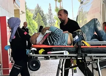 Bursa’da inşaatın 2. katından düşen işçi ağır yaralandı