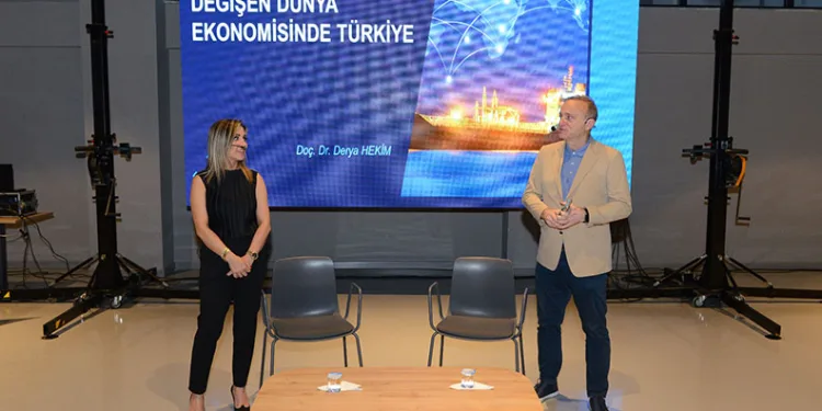 Yeni dünya düzeni söyleşide ele alındı