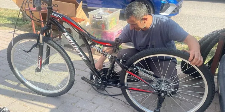 Nilüfer’de seyyar bisikletçi hizmeti