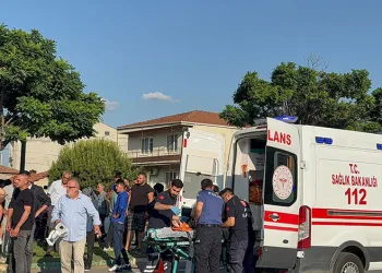 Bursa’da kaza: Anne ve bisikletli kızı ağır yaralandı