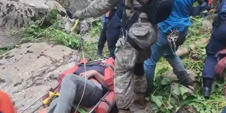Bursa’da protez ayağı çıkınca Uludağ’da mahsur kaldı