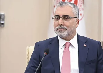 Bakan Güler’den NATO Karargahına ziyaret