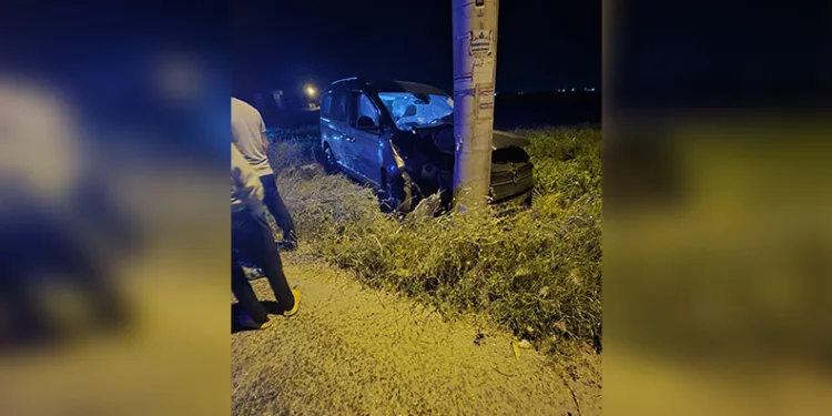 Bağını kopararak foseptik çukuruna düşen boğa kurtarıldı