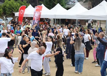 Bursa, Roman Şenliği ile renklendi