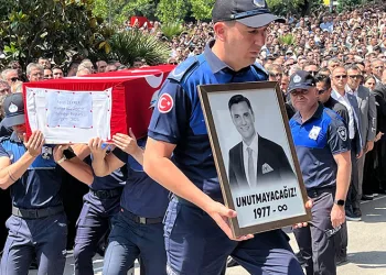 Ferdi Zeyrek’e veda