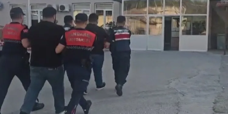 Bitlis’te salça içinde uyuşturucu ele geçirildi