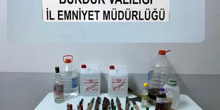 Takla atan otomobil sürücüsü hayatını kaybetti