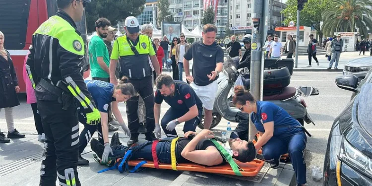 SUV tipi araç ile motosiklet çarpıştı: 1 yaralı