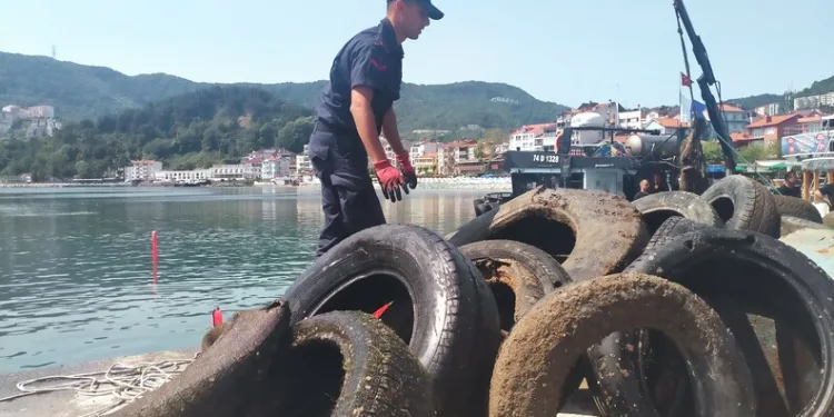 Jandarma teşkilatı Kuşadası’nda tanıtıldı