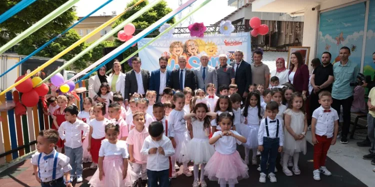 Kırgız Türkleri binlerce yıllık ata mirası olan ‘aşık oyunu’ geleneğini yaşatıyorlar