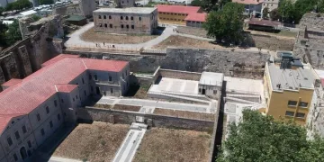 Kırgız Türkleri binlerce yıllık ata mirası olan ‘aşık oyunu’ geleneğini yaşatıyorlar