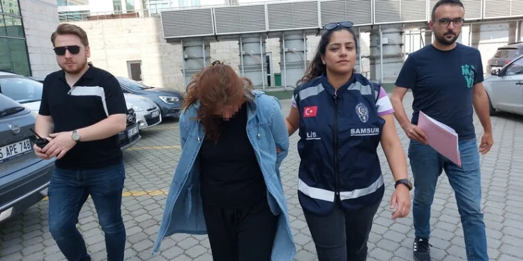 Bayrampaşa’da boşanma aşamasındaki eşinin yakınları dehşeti yaşattı