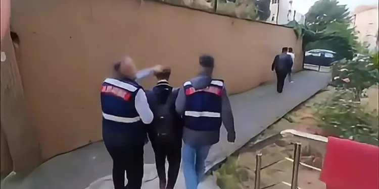 Bir ‘tık’la yarım milyon lira dolandırıldı