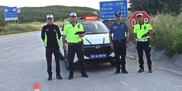 Bir ‘tık’la yarım milyon lira dolandırıldı