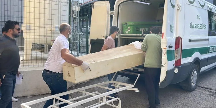 Konya’da firari boğa ortalığı birbirine kattı