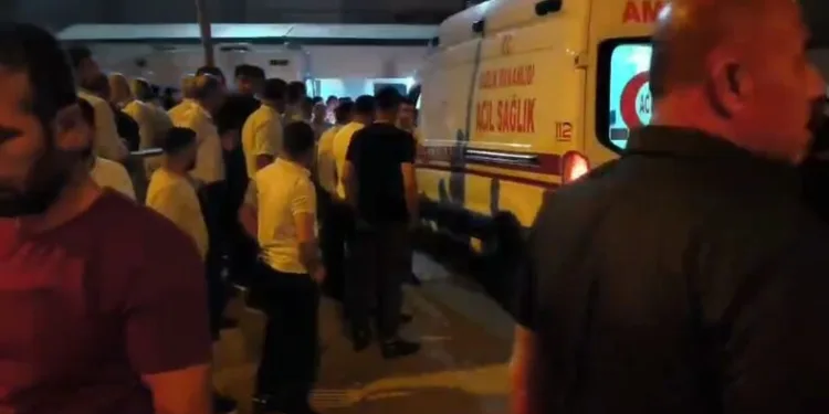 Caddede başından vuruldu, hastanede hayatını kaybetti