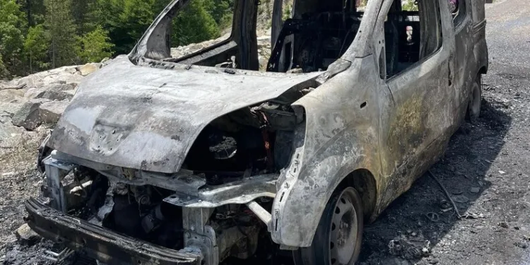 Caddede başından vuruldu, hastanede hayatını kaybetti