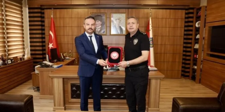 Bayram tatillerinde günlük geçiş 20 binlerden 60 binlere dayandı