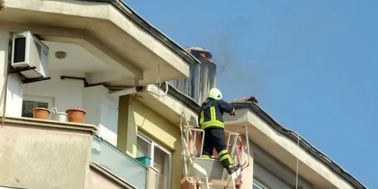 Bayram tatillerinde günlük geçiş 20 binlerden 60 binlere dayandı