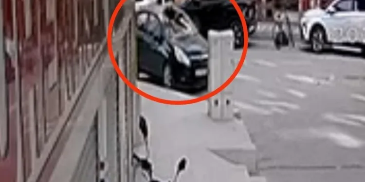 Siirt’te 6 yaşındaki çocuk 5’inci kattan arabanın üstüne böyle düştü