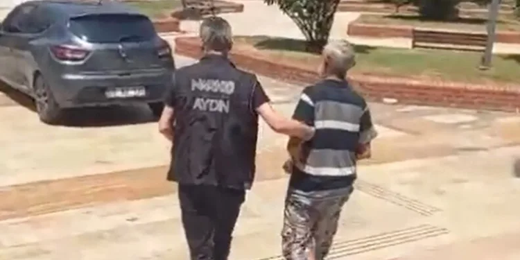 Biçerdöver patozuna giren tel yangına neden oldu, biçilmemiş buğday kül oldu
