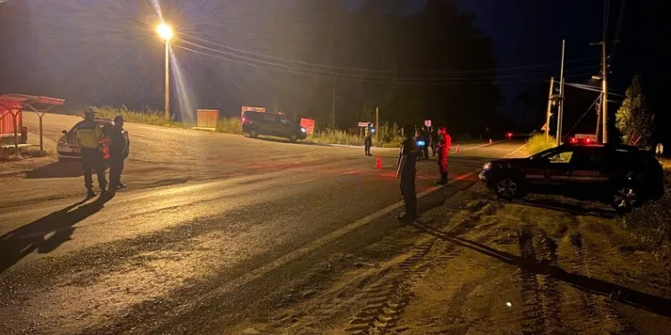 Biçerdöver patozuna giren tel yangına neden oldu, biçilmemiş buğday kül oldu