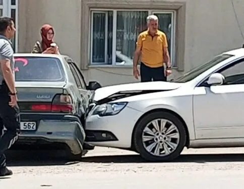 Merkezefendi Belediyesi kendi taktığı tenteyi kendisi söktü