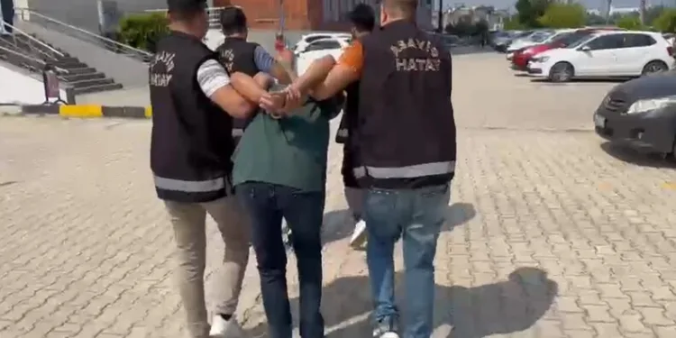Alkol ve ışık ihlali kazayı beraberinde getirdi: 2 yaralı