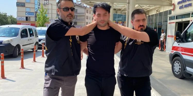 Jandarmadan uyuşturucu operasyonu: 2 gözaltı