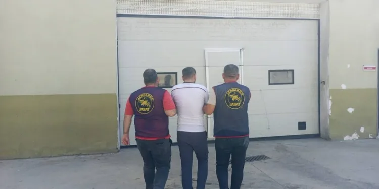 Edremit’te trafik kazası: 3 yaralı