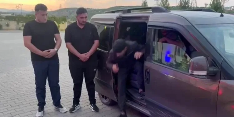 Düğün konvoyunda açılan ateş çocuğu yaraladı