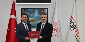 İsrail Savunma Bakanı Katz: “Bugün Tahran’da çok önemli hedefleri vuracağız”