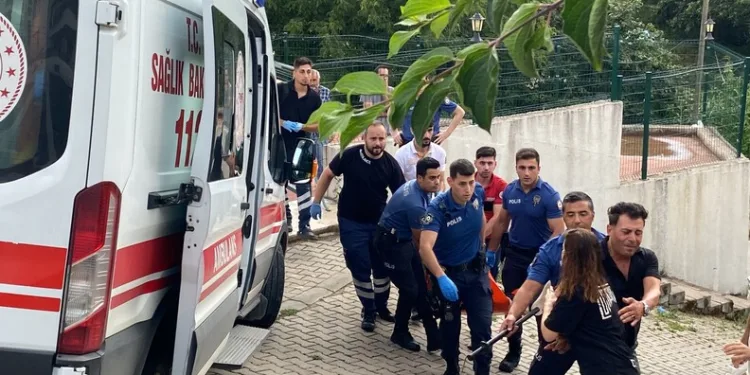 Yoldan çıkarak takla atan otomobilin sürücüsü hayatını kaybetti