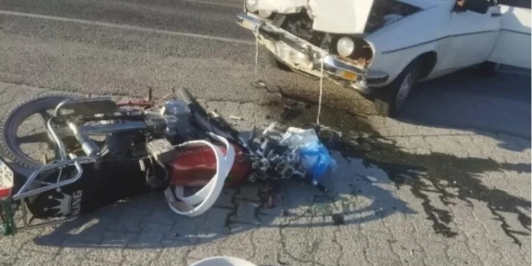 Otomobil ile motosiklet kafa kafaya çarpıştı: 1 ölü