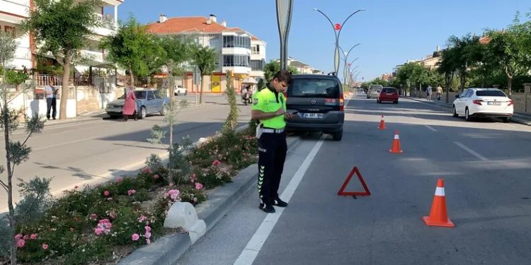 Jandarma Ağırnaslı gençleri uyuşturucuya karşı bilgilendirdi