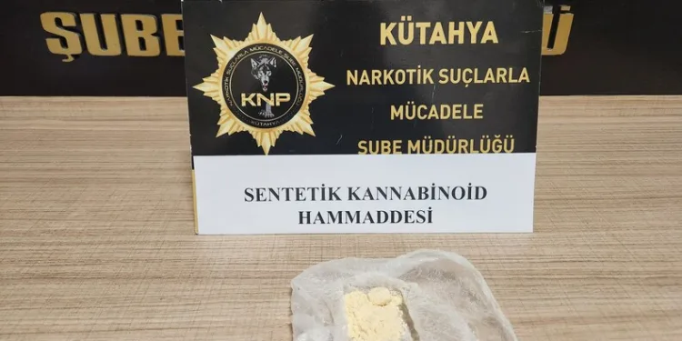 Kötü koku üzerine girilen evde yaşlı adamın cansız bedeniyle karşılaşıldı