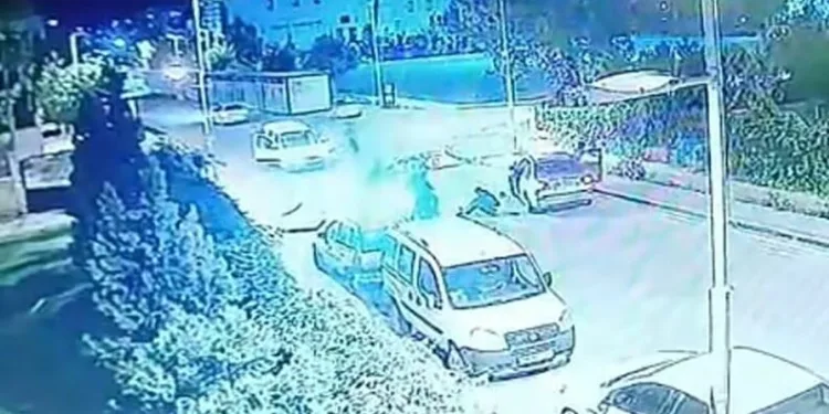 Kötü koku üzerine girilen evde yaşlı adamın cansız bedeniyle karşılaşıldı