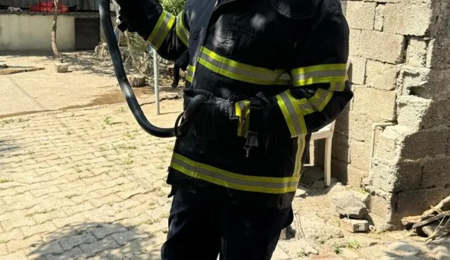 Motosiklet ustasının 35 yıllık emeği yangında küle döndü