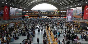 Sabiha Gökçen Havalimanı’nda bayram yoğunluğu