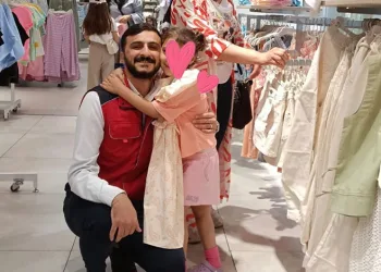 Yetim çocuklara bayramda giyim desteği