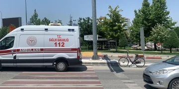 Karaman’da otomobil bisiklete çarptı: 75 yaşındaki adam yaralandı