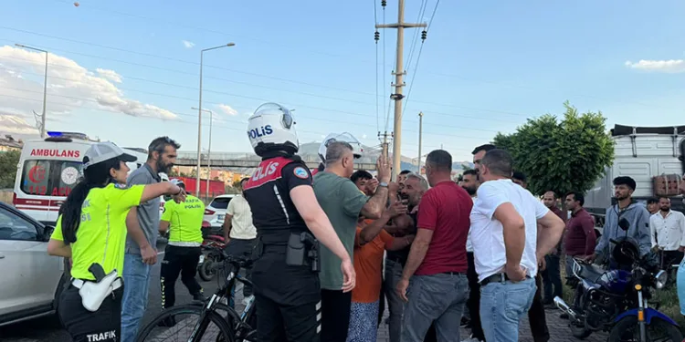 Iğdır’da İran plakalı araç küçük çocuğa çarptı