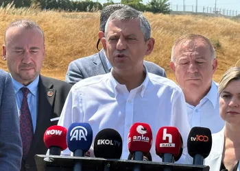 Özel’den ‘Terörsüz Türkiye Komisyonu’ yorumu