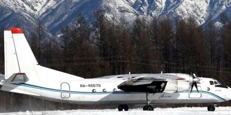 Rus yolcu uçağı havada kayboldu