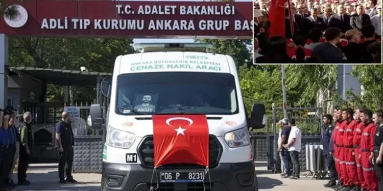 Eskişehir’deki yangında şehit düşen 5 kahramana veda
