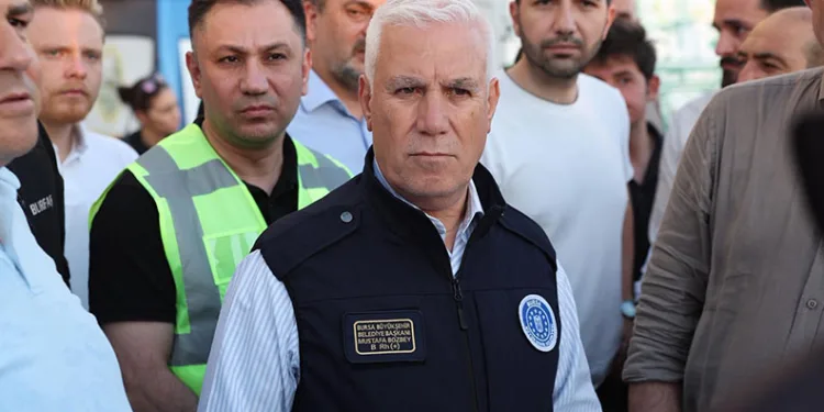 “Yangının 6 farklı bölgede bir anda başlamış olması düşündürücü”