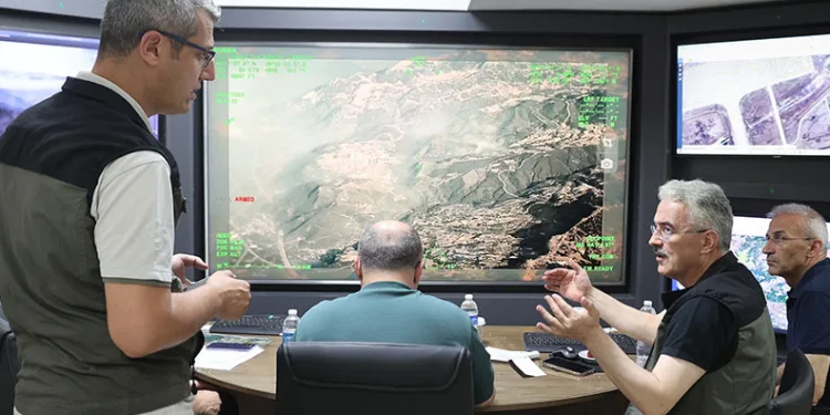 Bursa protokolü orman yangınlarını yakından takip ediyor